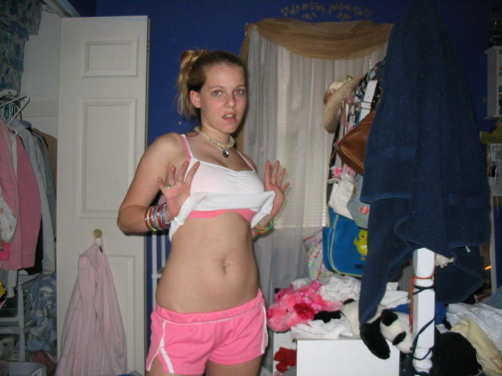 Allyourpix Amateur Shaved Girlfriend Silvia - Image Gallery #425403