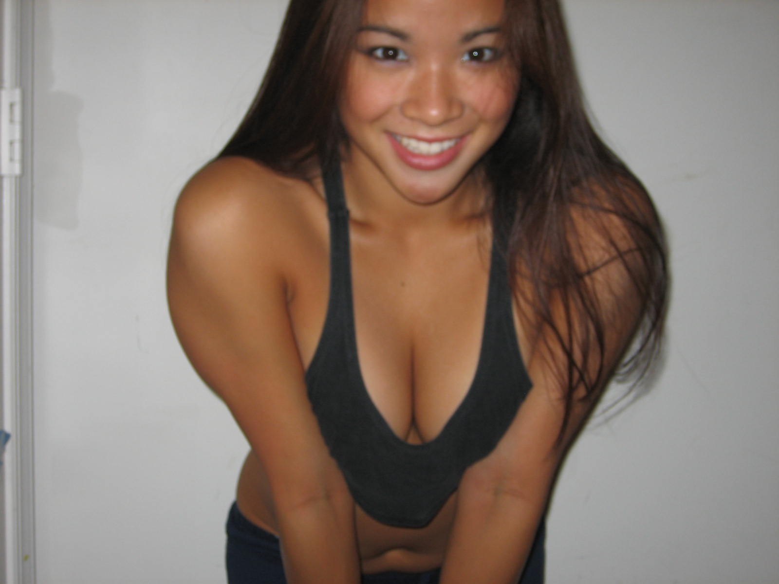 Amateur Shaved Totally Shaved Asian Girlfriend with Small Tits photo photo